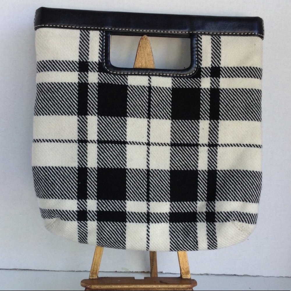 BANANA REPUBLIC PURSE